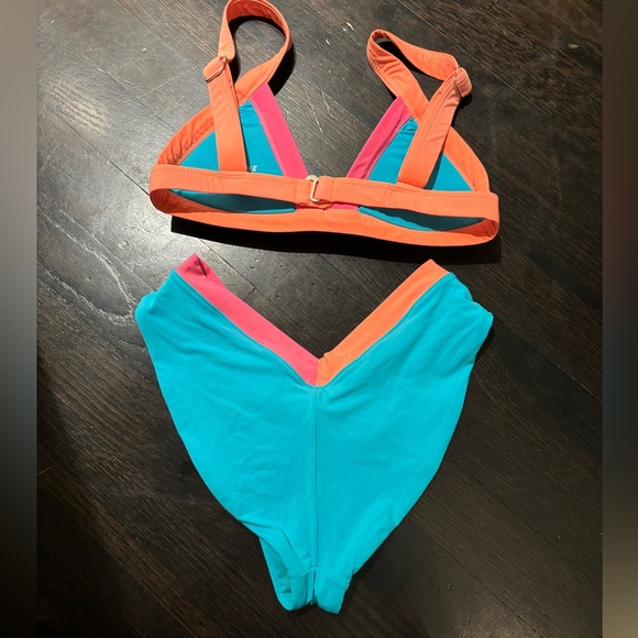 SOLD - Picture 3 of 4